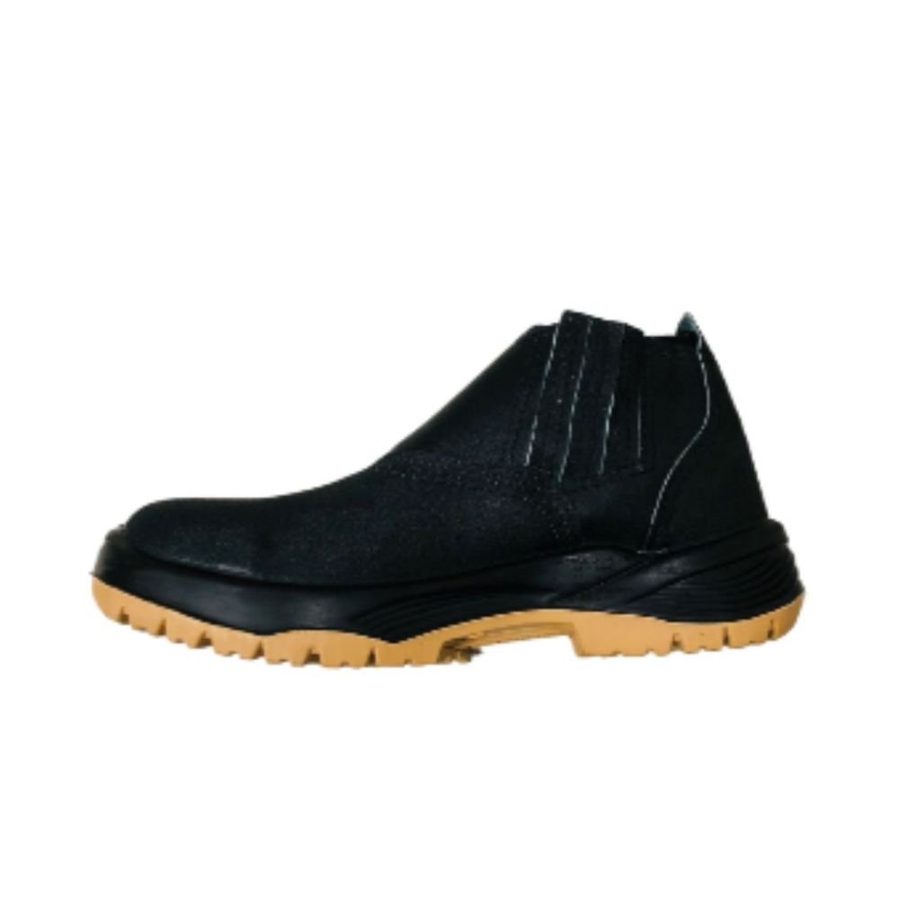 BOTINA DE SEGURANÇA N 40 ELÁSTICO COURO LISO BIQUEIRA PVC PRETA